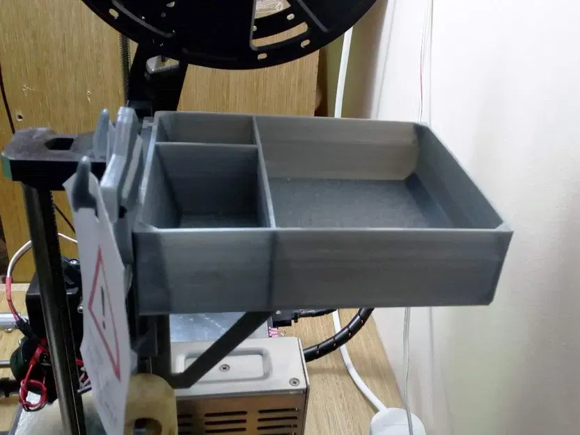 Prusa i3 hanger and storage tray - Image 8