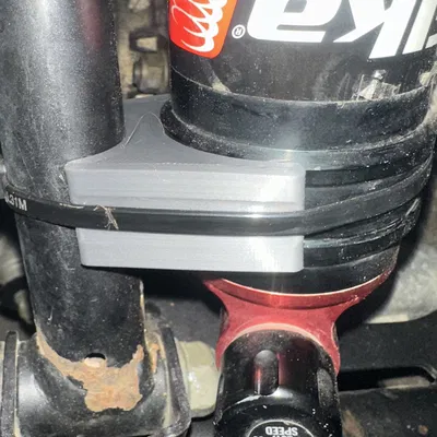 Bas Gắn Bình Dầu Phuộc Elka