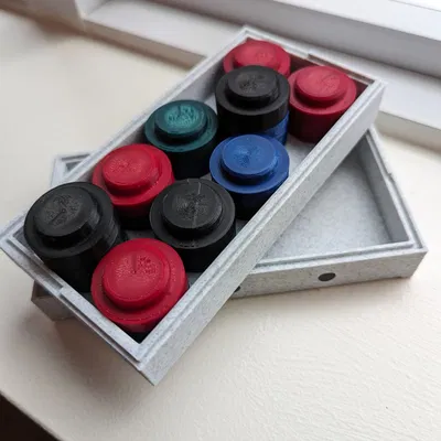 Four player three in a row (Four player Gobblet)