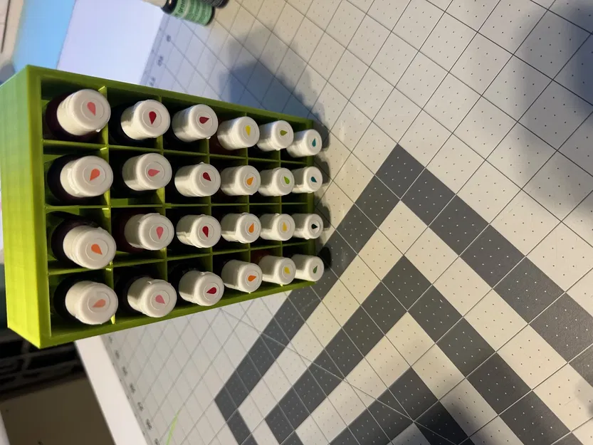 Hộp Đựng Màu Thực Phẩm - Image 1