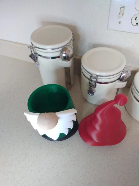 Chậu Đựng Kẹo Gnome Giáng Sinh - Image 3