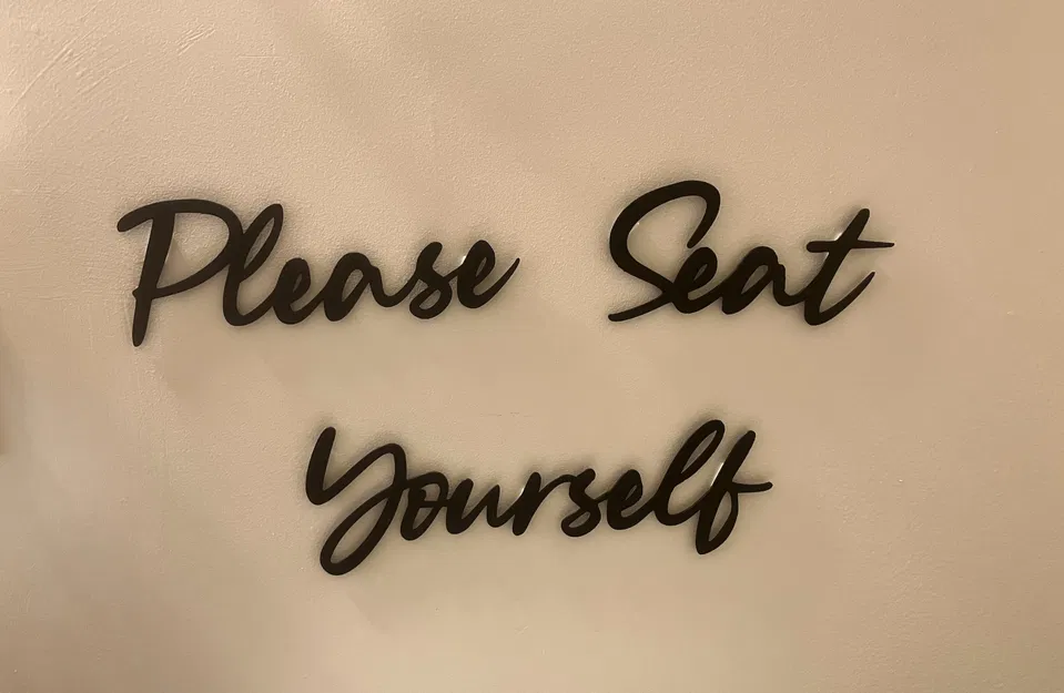 Xin Mời Ngồi - Image 1