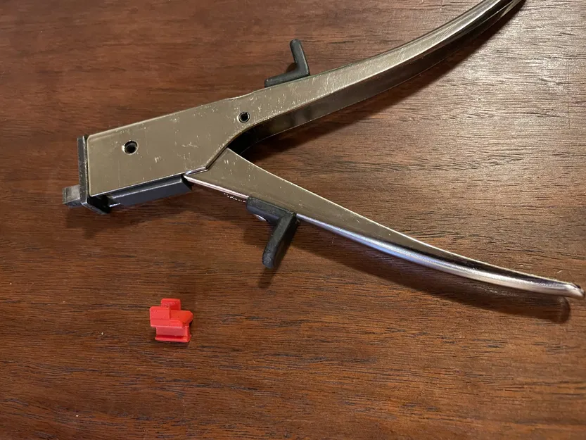 Thiết Bị Giữ Dụng Cụ Cắt Tôn - Image 3