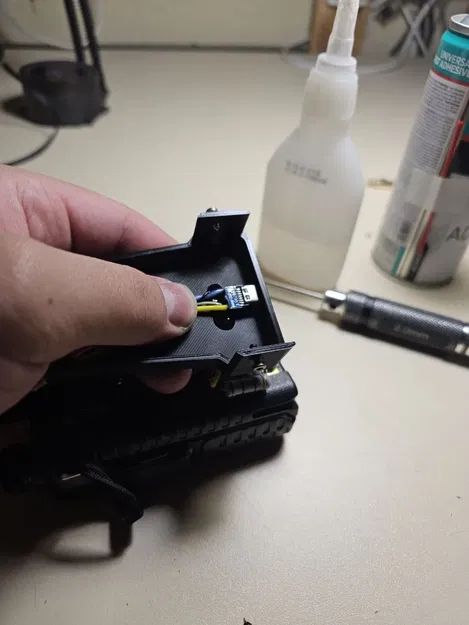 Vỏ Mạch Sạc Cho Pin Baofeng UV-5R - Image 11