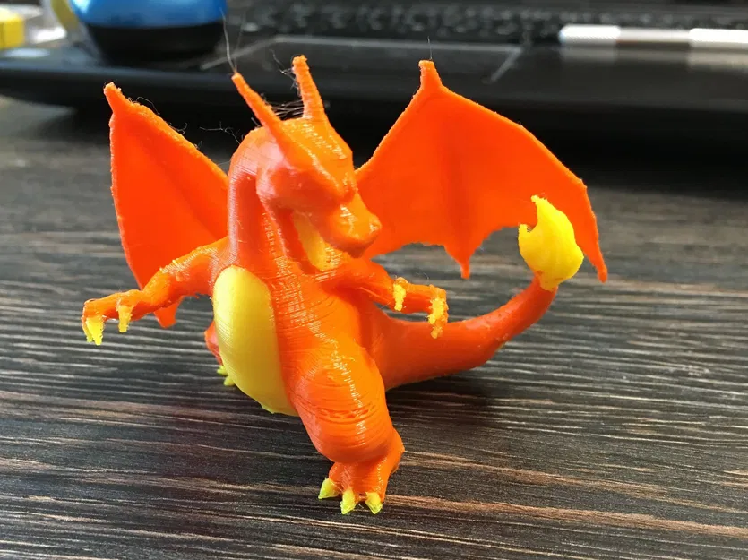 Mô Hình Charizard In Màu Đẹp Mắt - Image 1