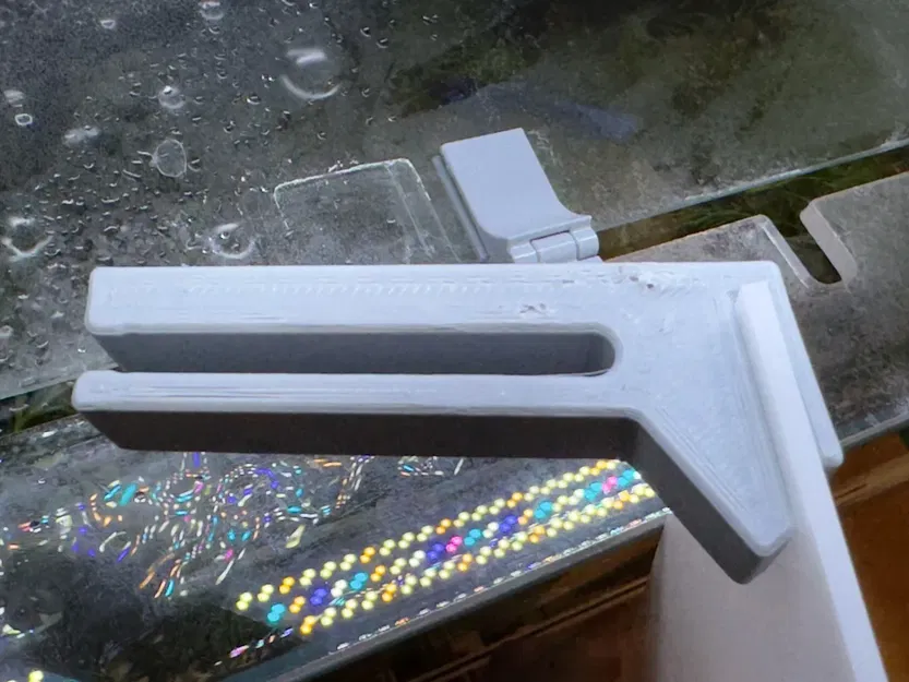 Kẹp Tấm Tán Sáng Cho Đèn LED Fluval Plant - Image 4