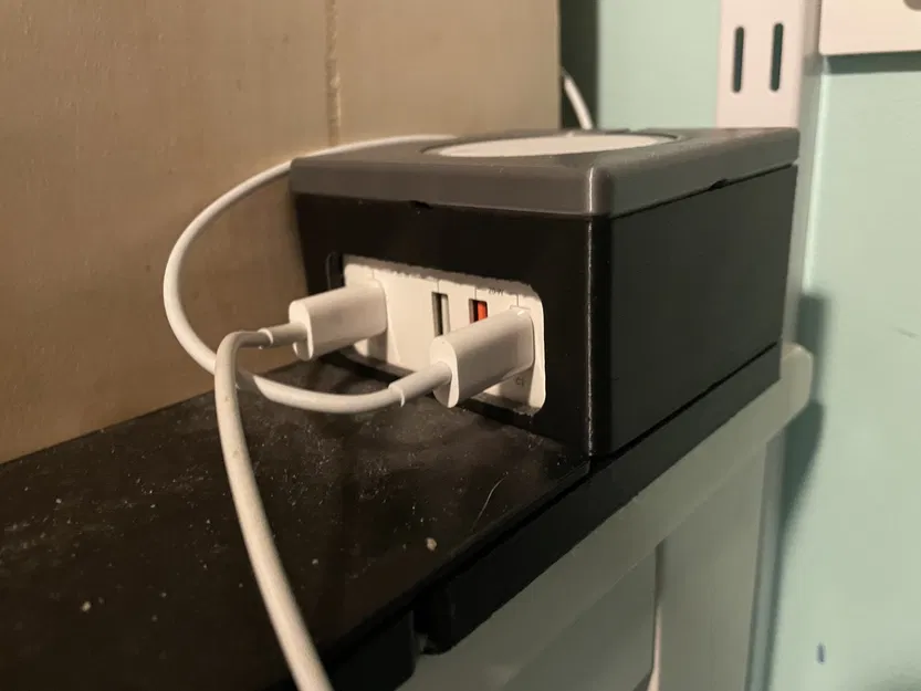 Giá đỡ sạc Gridfinity 2x2x6 - Image 1