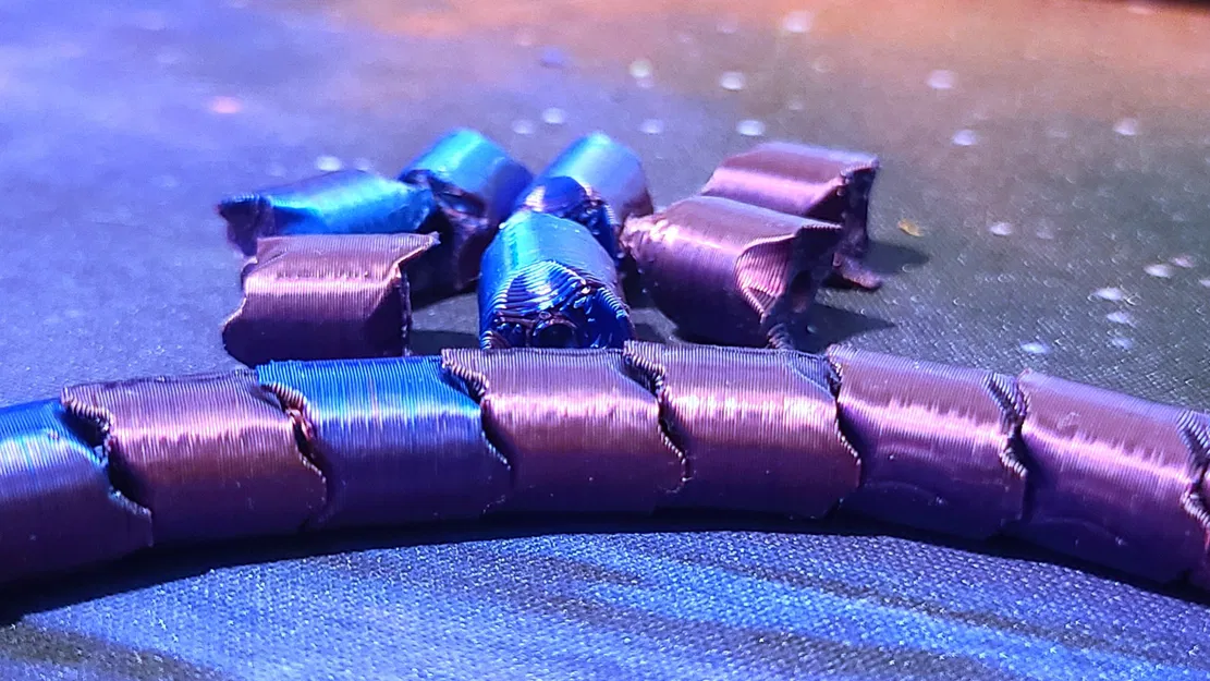 Vòng Cổ Hoặc Vòng Tay Hạt Trụ Lồng Vào Nhau - Image 2