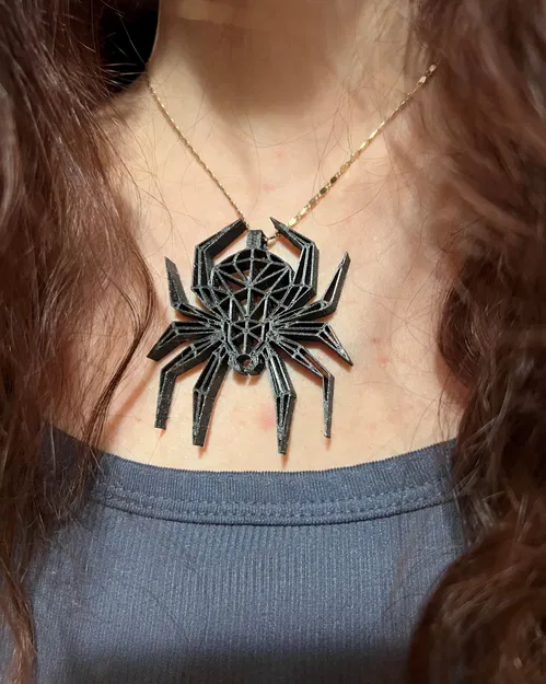 Mặt Dây Chuyền Nhện Phong Cách Low Poly - Image 1