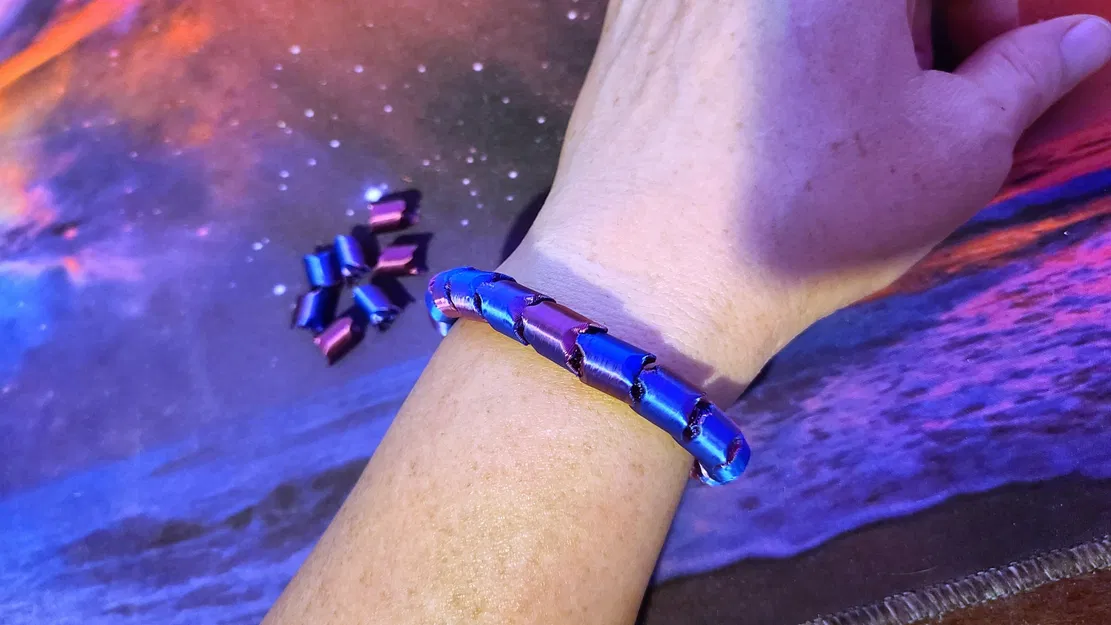 Vòng Cổ Hoặc Vòng Tay Hạt Trụ Lồng Vào Nhau - Image 5