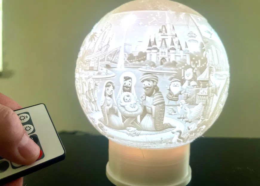 Quả cầu Lithophane Chúa Giáng Sinh 140mm Có Điều Khiển LED - Image 1