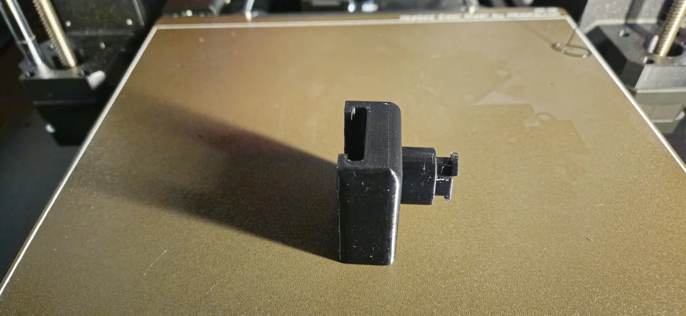 Filler Adapter for Prusa Enclosure - Image 1
