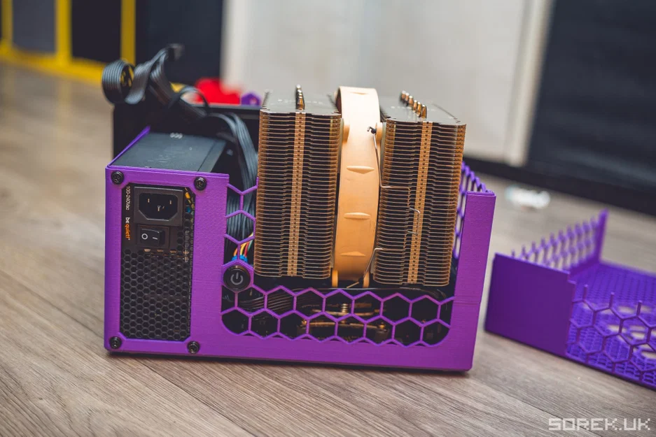 Case ITX siêu nhỏ (MiniATX) - Card đồ họa full-length + Noctua NH-D14 (D15), không cần ốc vít/insert, dùng nguồn SFX-L - Image 11