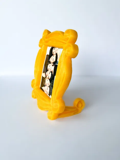 Khung Ảnh Mắt Thần Màu Vàng "Friends" - Image 5