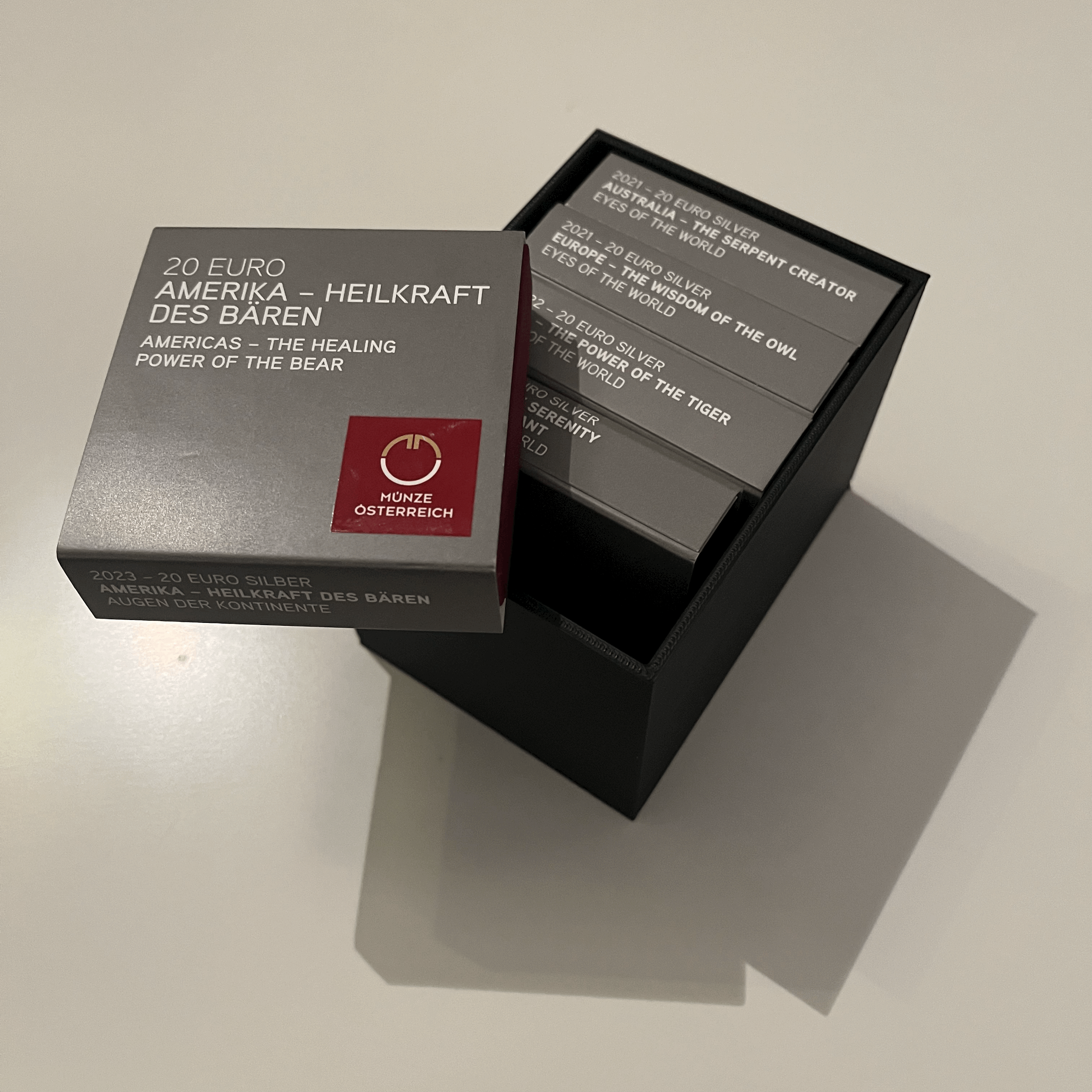 Hộp đựng xu 20 EUR "Mắt lục địa" từ Áo - Thumbnail 4