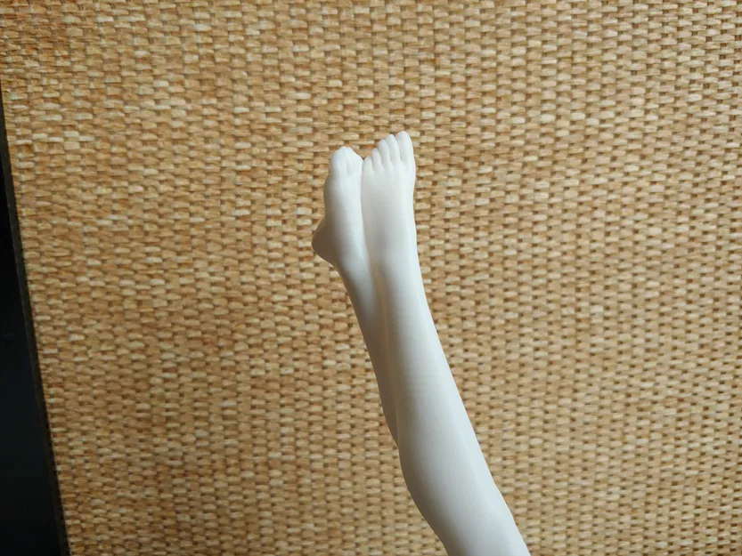 Tượng Chặn Sách Blu-ray Cô Gái Đang Nghỉ Ngơi - Image 5