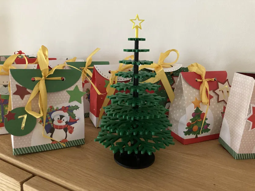 Cây Thông Noel Đơn Giản Có Thể Xếp Chồng - Image 2