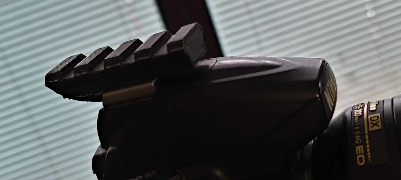 Nikon Star Finder ngàm nóng RIS - Image 1