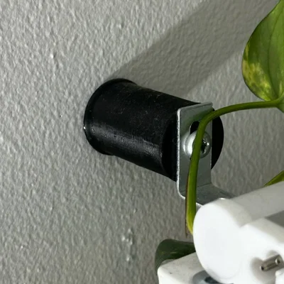 Bộ giữ tường Standoff