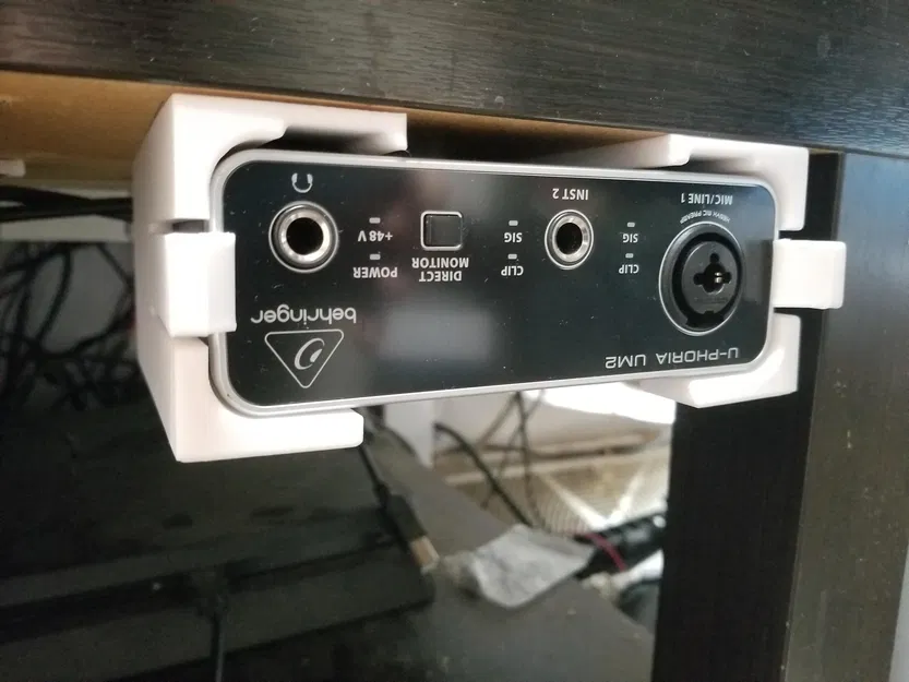 Giá đỡ Behringer UM2 - Image 1