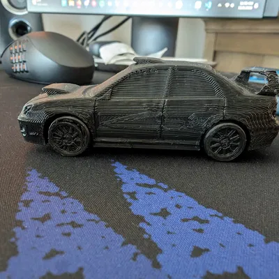 Mô hình in liền Subaru Impreza WRX STi với bánh xe di chuyển