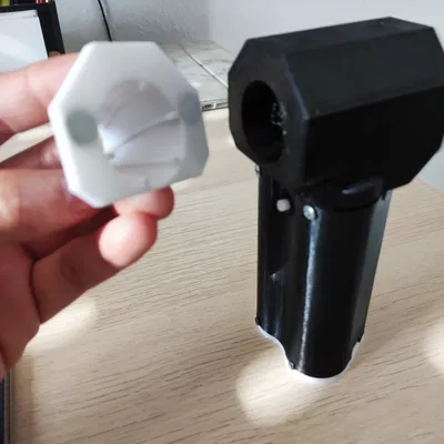 Quạt mini dạng thổi phản lực