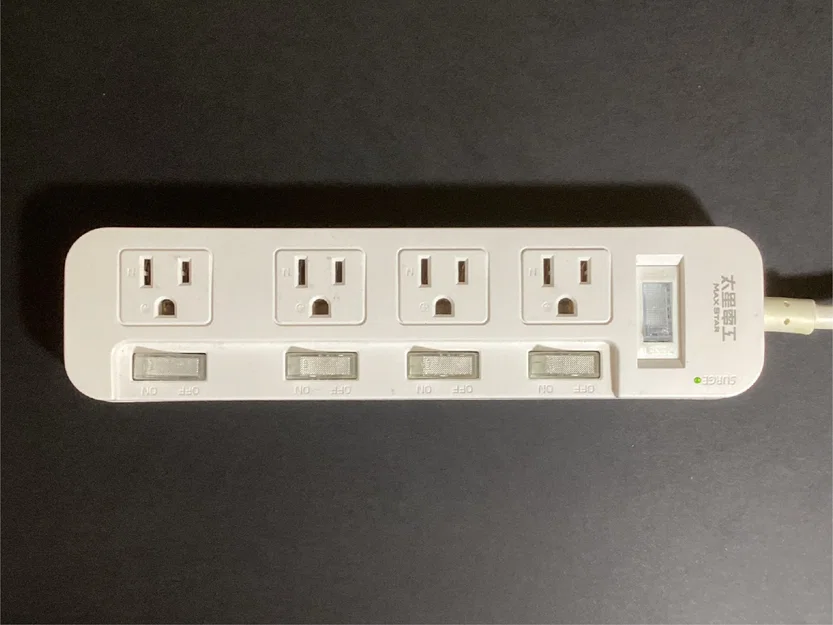 Giá đỡ ổ cắm điện cho Max Star (太星電工電源插座延長線固定座) - Image 4