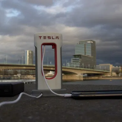 Bộ sạc siêu tốc Tesla cho điện thoại di động (USB C)