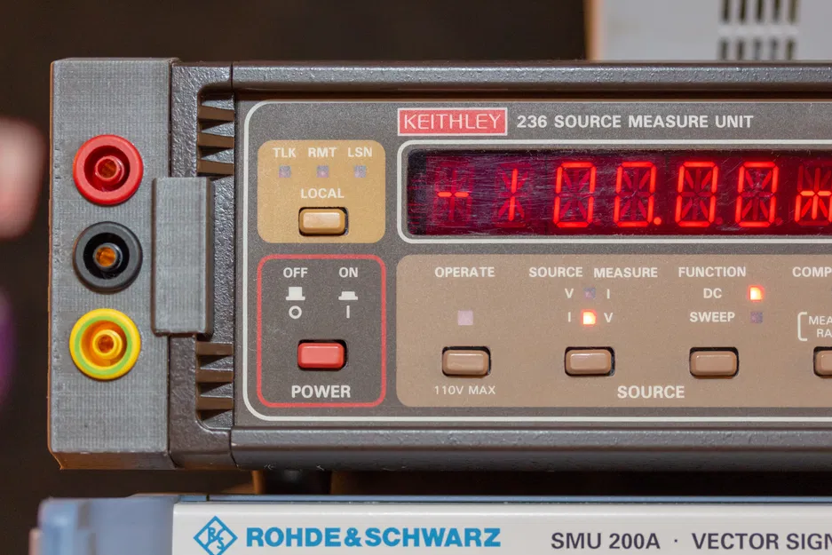 Đầu nối ngõ ra mặt trước Keithley 236 - Image 2