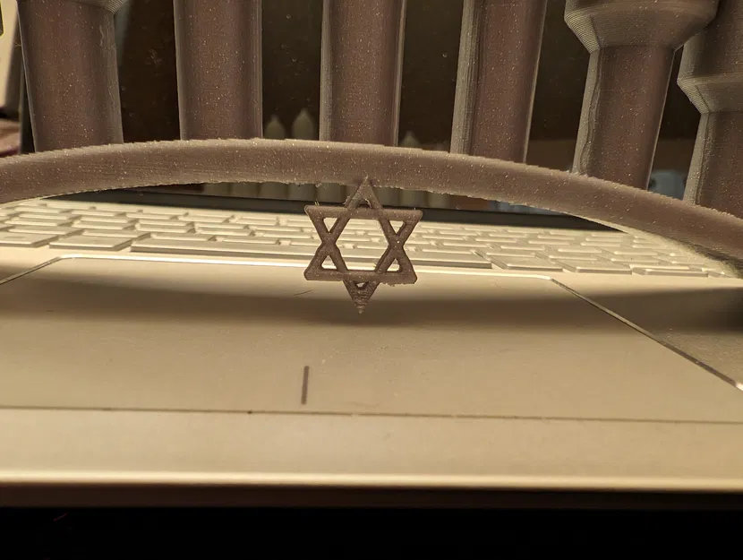 Menorah đơn giản cho Lễ Hanukkah - Image 2