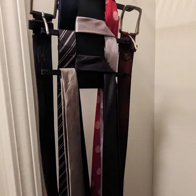 Giá treo cà vạt và thắt lưng