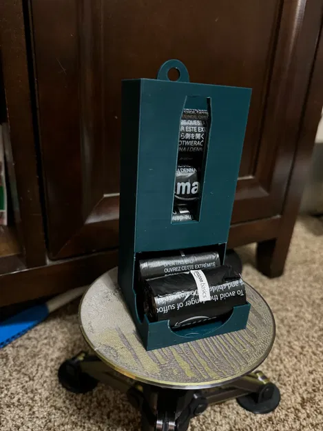 Hộp đựng túi phân chó - Image 1