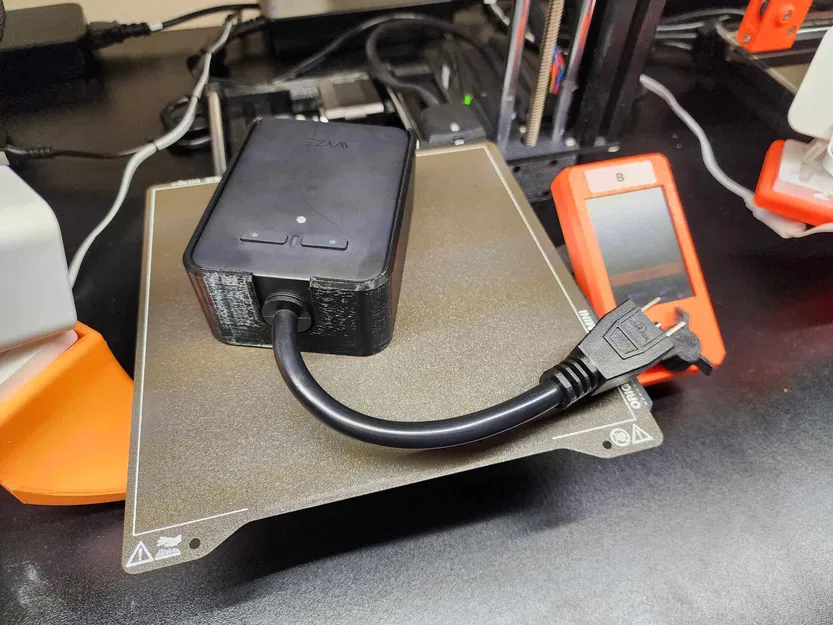 Giá đỡ phích cắm ngoài trời Wyze - Image 3