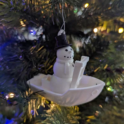Móc Khóa Benchy Người Tuyết