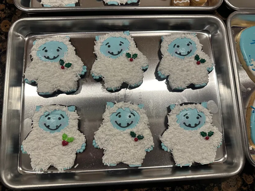 Dụng Cụ Cắt Bánh Hình Người Tuyết (Yeti) - Image 2