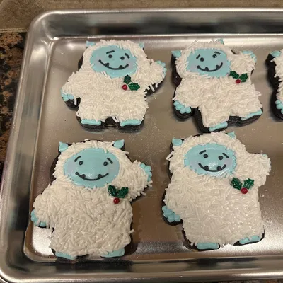 Dụng Cụ Cắt Bánh Hình Người Tuyết (Yeti)