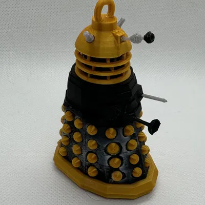 Đầu Dalek có móc treo