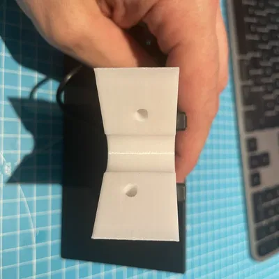 Giá đỡ góc tấm pin mặt trời cho đèn ngoài trời giá rẻ có cảm biến chuyển động