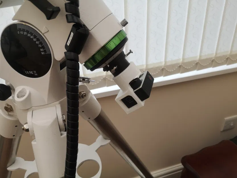 GIÁ ĐỠ KÍNH THIÊN VĂN ĐỊNH HƯỚNG CỰC SKYWATCHER HEQ 5 PRO CHO GOPRO HERO 3 - Image 3