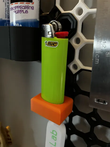 Giá đỡ bật lửa Bic cho Multiboard - Image 1