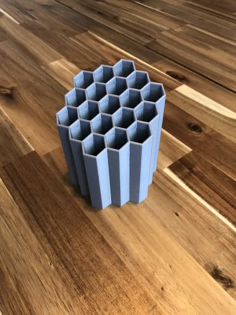 Giá đỡ bút hình tổ ong - Image 1