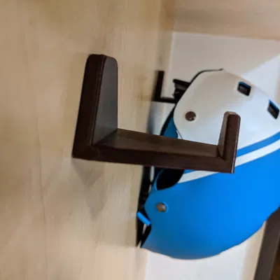 Móc treo mũ bảo hiểm xe đạp