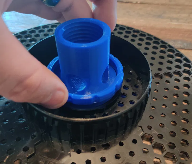 Khay Đựng Thức Ăn Cho Chim Từ Chai Soda PRUSAMENT - Image 4