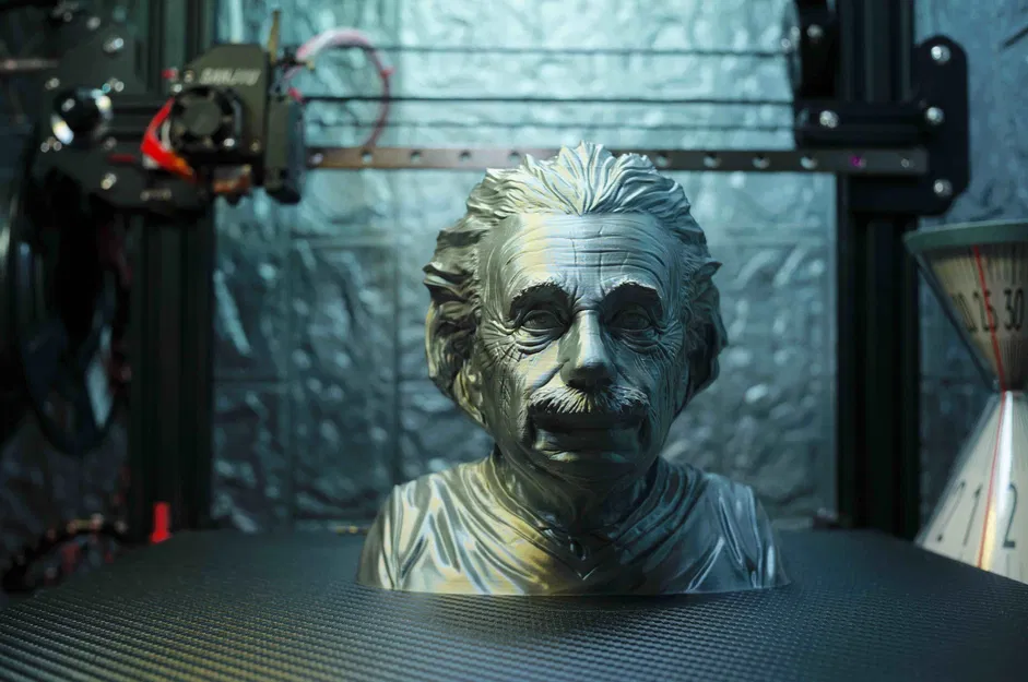 Albert Einstein Không Cần Hỗ Trợ - Image 2