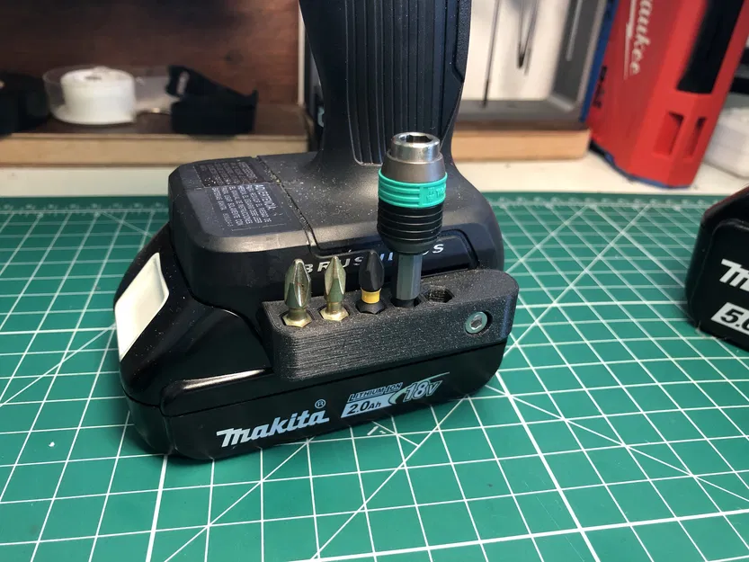 Giá đỡ mũi khoan Makita (Nam châm) - Image 1