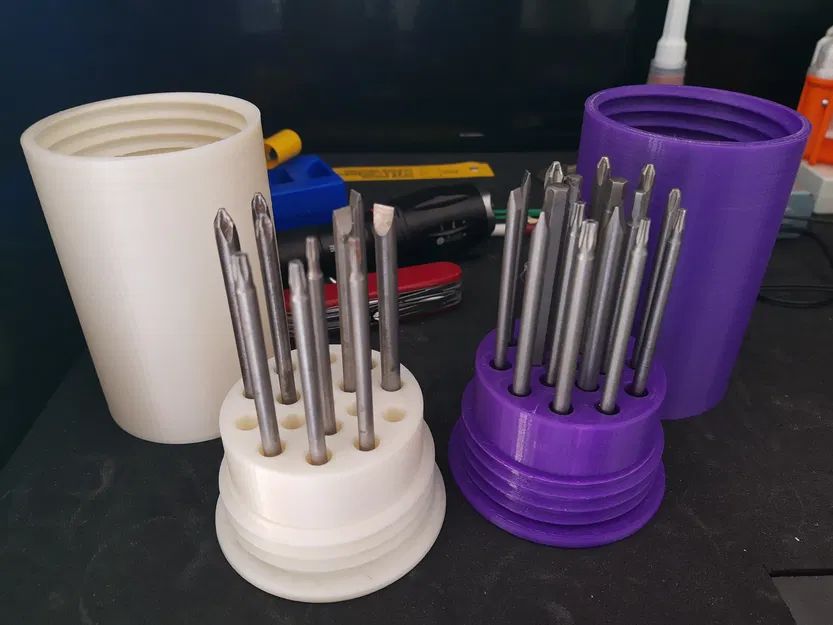 Dụng cụ giữ mũi tua vít dài - Image 1