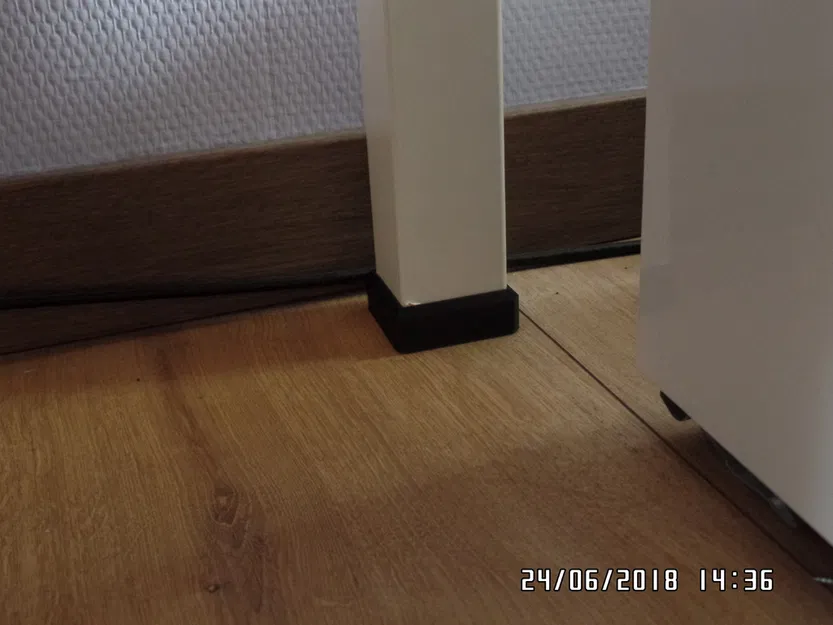 Chân bàn Ikea Lack - Image 2