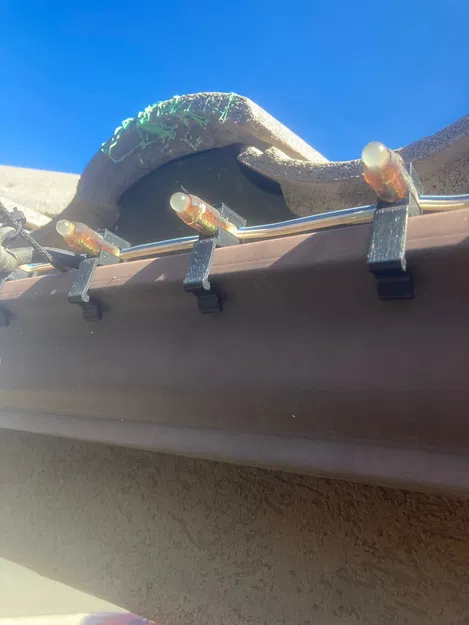 Kẹp Máng Xối Đèn LED Pixel RGB - Image 1