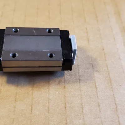 Hộp đựng bánh xe ray trượt tuyến tính