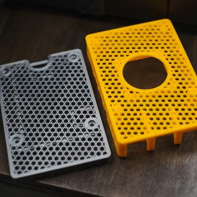 Vỏ Raspberry Pi 4B Tham số (quạt 30mm) có chân đế dọc